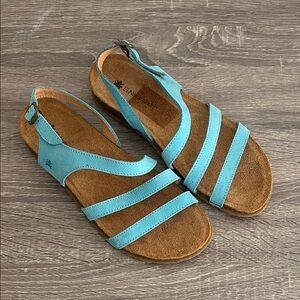 El Naturalista Women's Ankle Strap Sandals